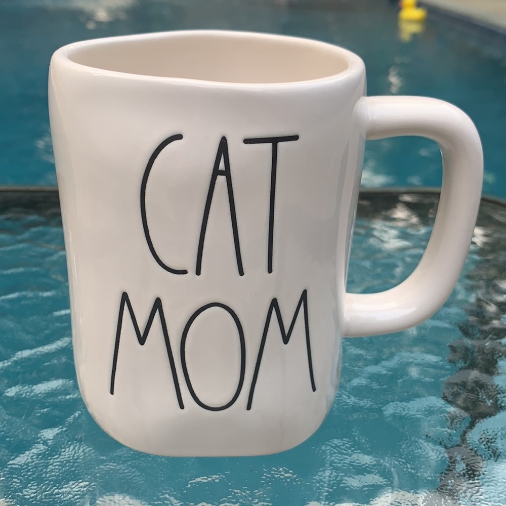 New Rae Dunn “ CAT MOM “ Coffee Mug